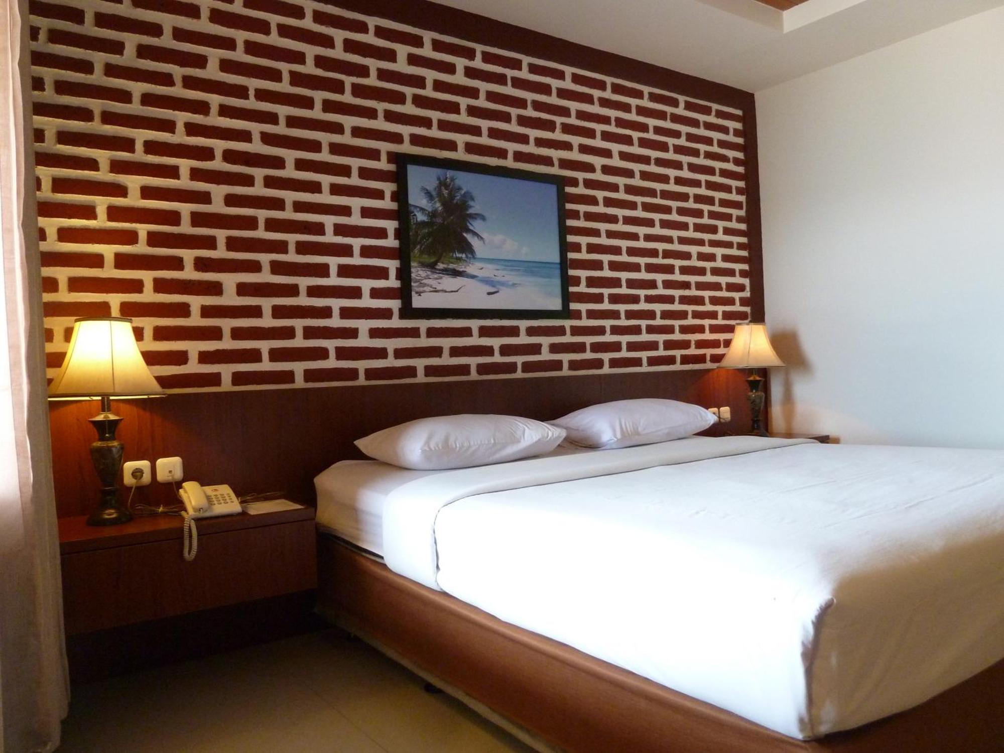 בניוואנגי Watu Dodol Hotel & Restaurant חדר תמונה