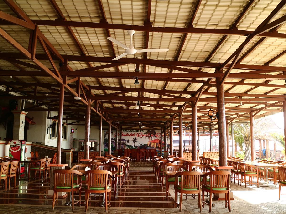 בניוואנגי Watu Dodol Hotel & Restaurant מראה חיצוני תמונה