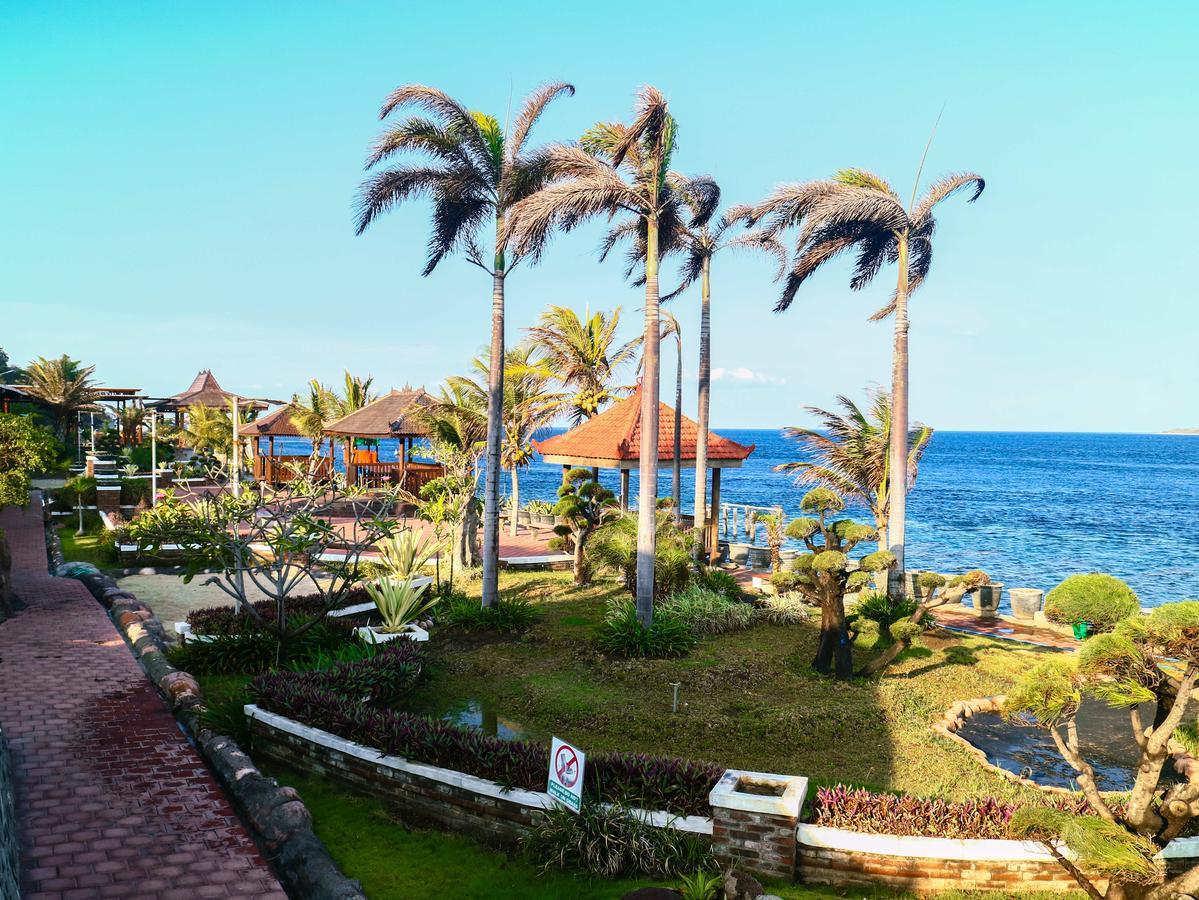 בניוואנגי Watu Dodol Hotel & Restaurant מראה חיצוני תמונה