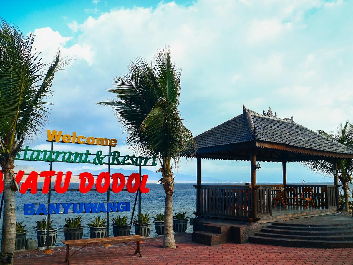 בניוואנגי Watu Dodol Hotel & Restaurant מראה חיצוני תמונה